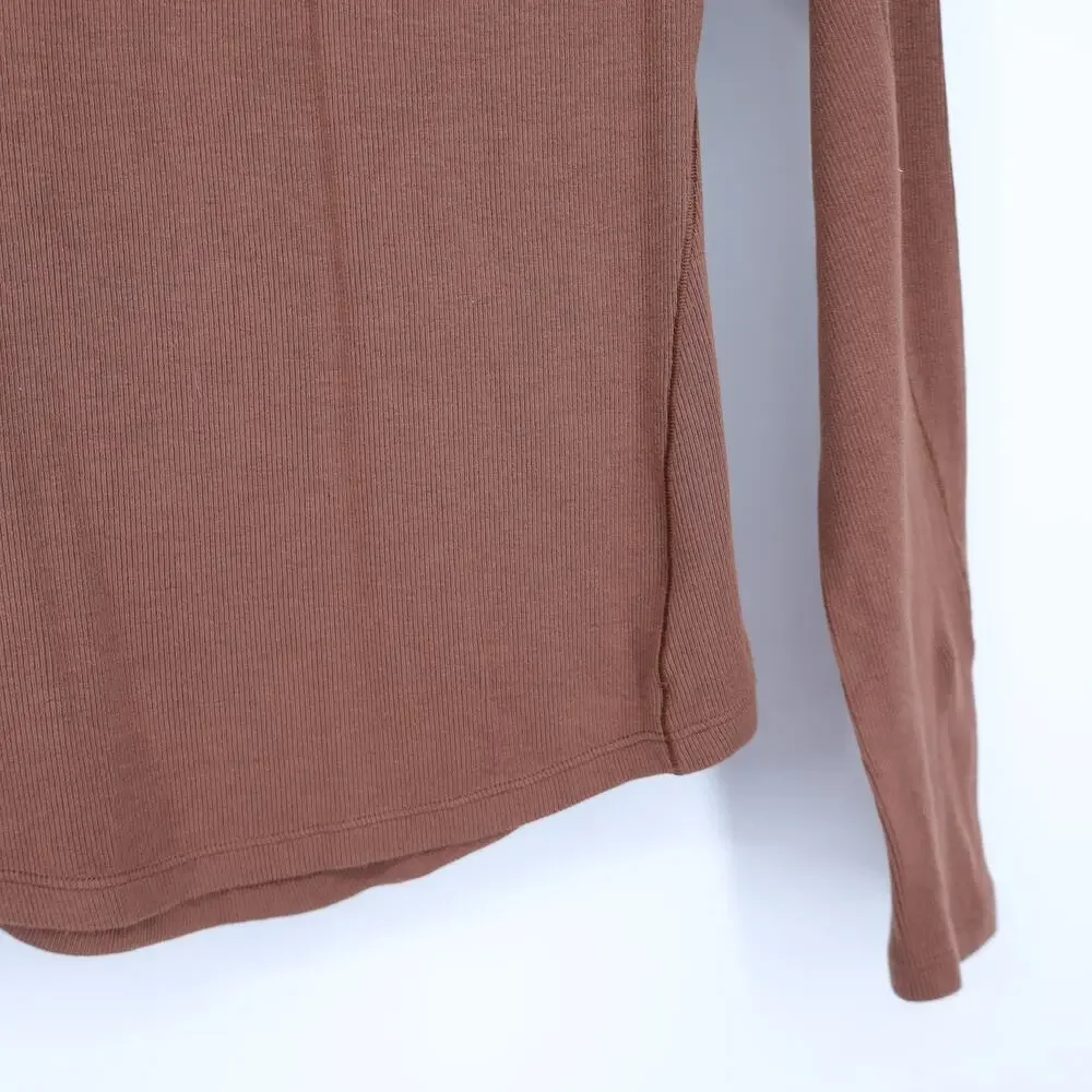 LULULEMON Long Sleeve Hold Tight Shirt Roasted Brown Ribbed Knit Top Women's 8